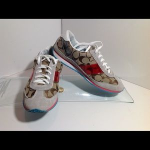 Coach style Mae size 8m